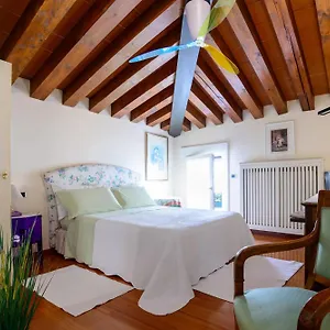Mini Deluxe Isola Di Mezzo Apartamento